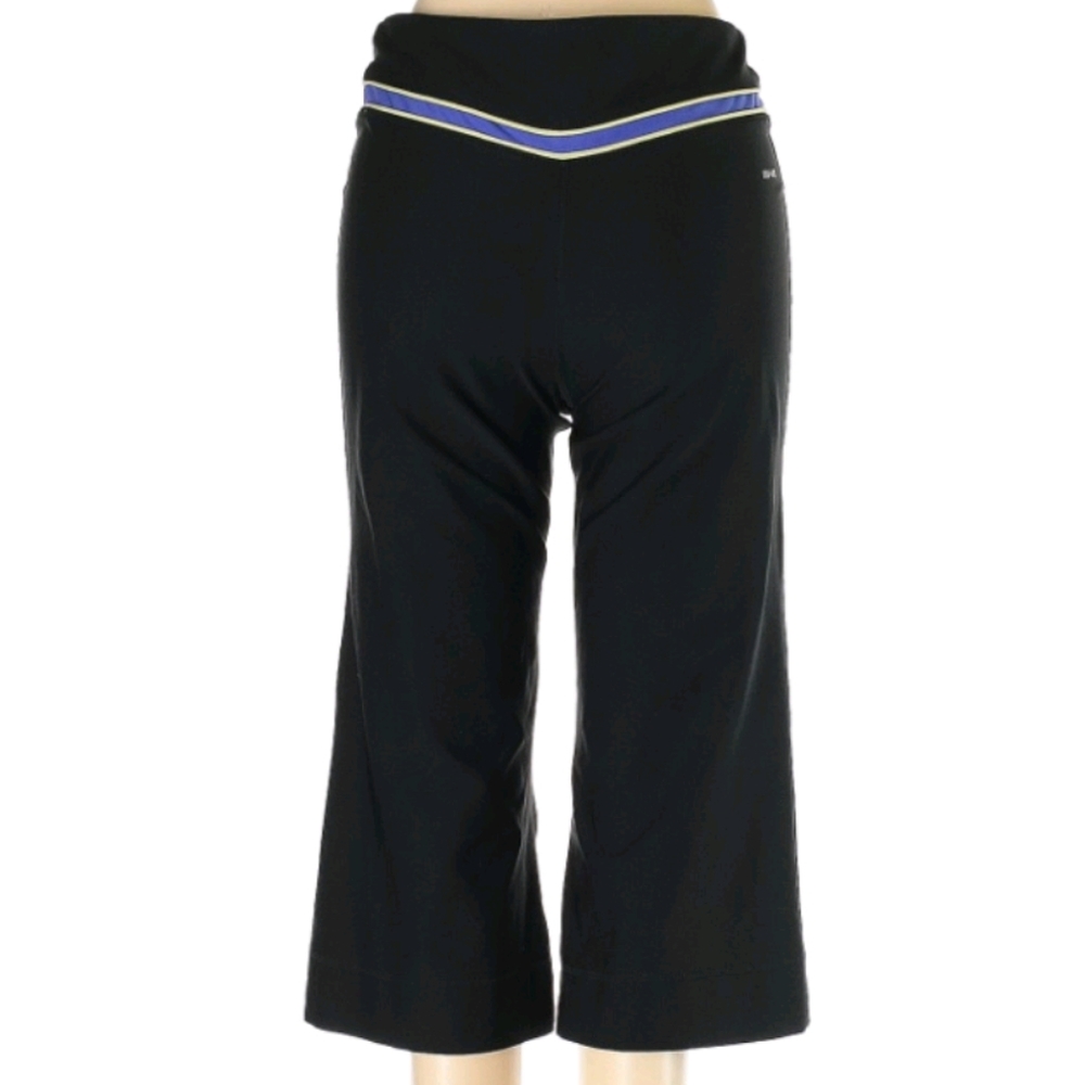 🔴SOLD 🔴Nike Women's Fit Dry Capri Athletic - Picture 3 of 11